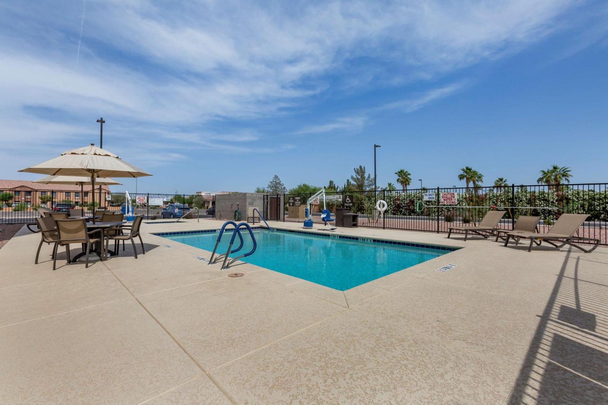 Best Western Plus Casa Grande Inn & Suites Exterior photo